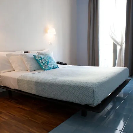 Attico Partenopeo 4* Naples