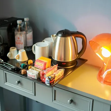 Attico Partenopeo Bed & Breakfast Naples