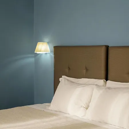 Bed & Breakfast Attico Partenopeo Naples