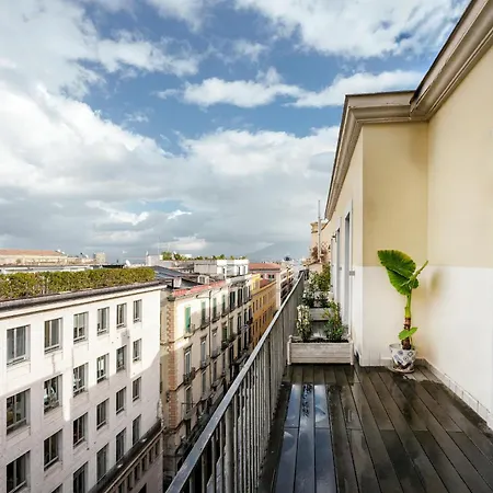 Attico Partenopeo Oda ve Kahvaltı Napoli