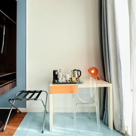 Attico Partenopeo Couette-café 4*
