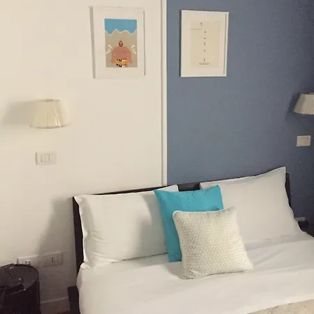 לינה וארוחת בוקר Attico Partenopeo נאפולי